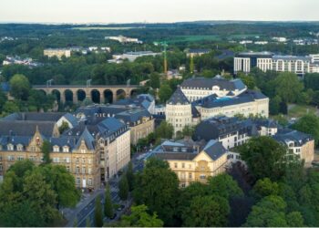 Asset management Luxembourg with financial center representing wealth management services and fund domiciliation