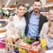 European family grocery shopping supermarket rising prices - EUwebzine Household inflation impact on European family doing weekly grocery shopping